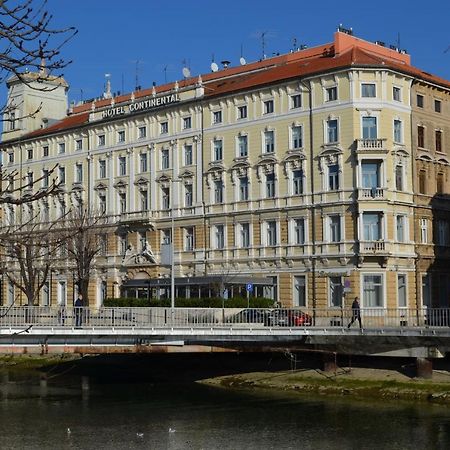Rooms & Apartments Infinity Rijeka Bagian luar foto