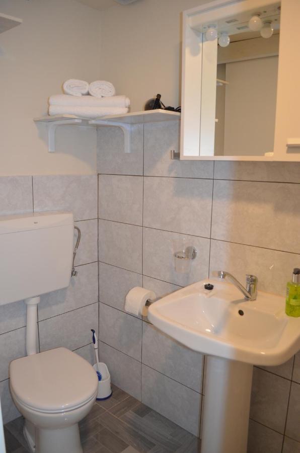 Rooms & Apartments Infinity Rijeka Bagian luar foto